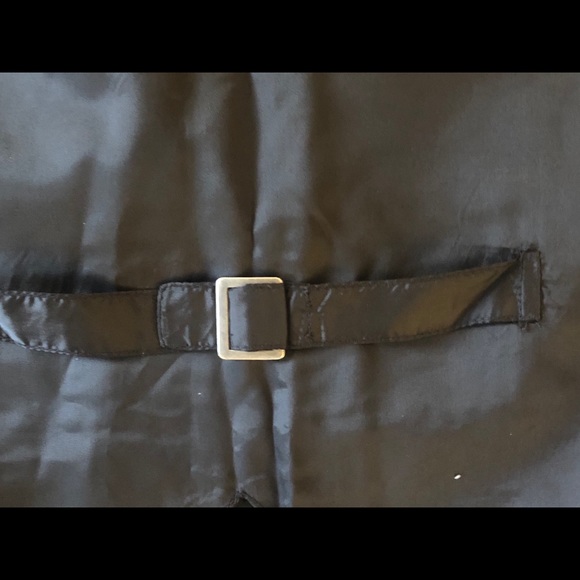 Guess Vest with a printed back and back a buckle - Picture 3 of 8